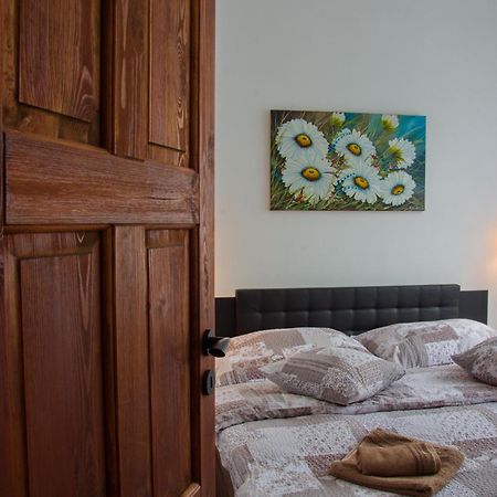 Kopretina Apartamento Cerne Udoli Exterior foto