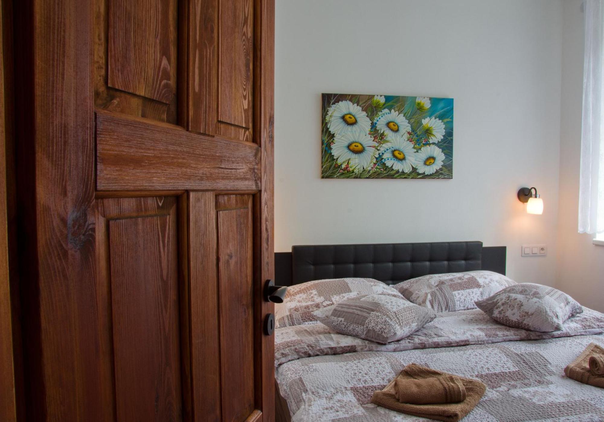Kopretina Apartamento Cerne Udoli Exterior foto